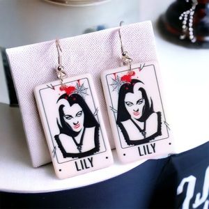 Lily earrings